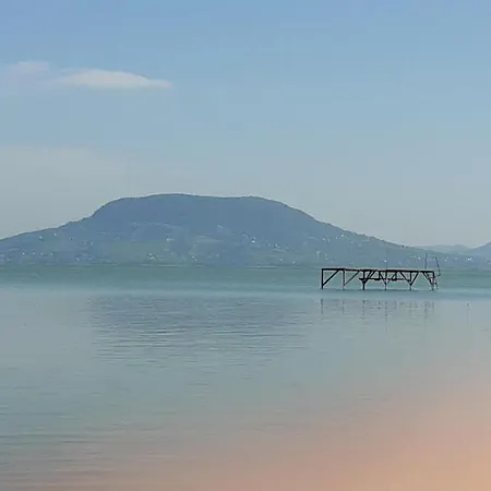 Apartmán Kozvetlen Vizparti Apartman Paroknak Balatonfenyves